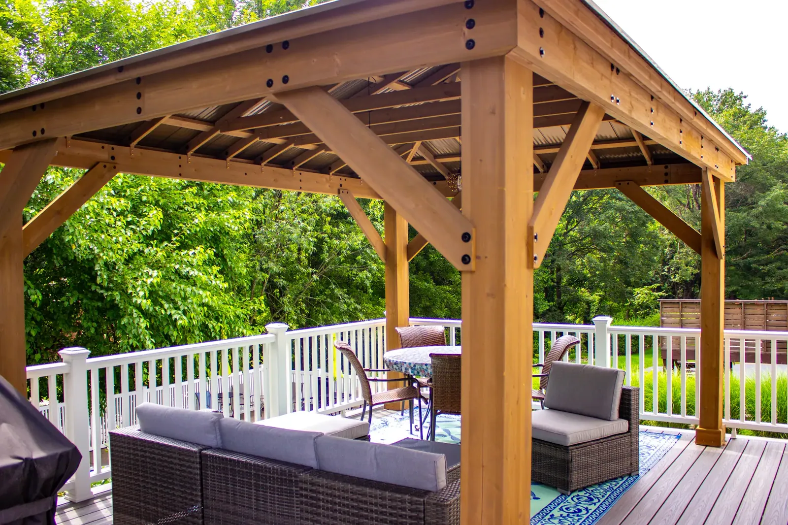 Roofs & Pergolas by Oasis Custom Decks